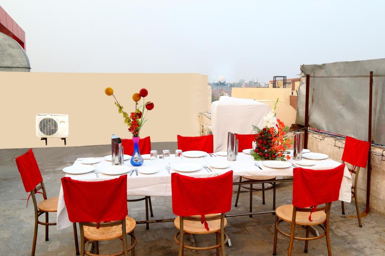 Hotel Rosewood Agra  Exterior photo